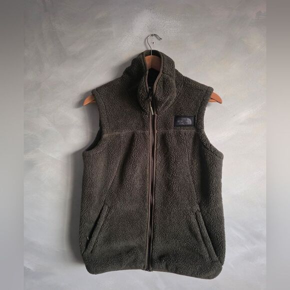 The North Face Jackets & Blazers - The North Face Women's M Campshire Fleece Sherpa Vest Jacket Green Full-Zip